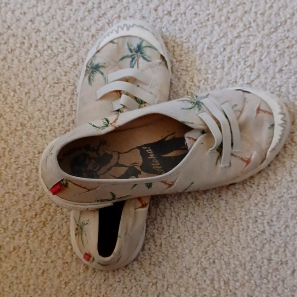 Ladies shoes size 8